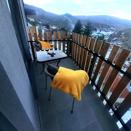 Lynx Apartment *
